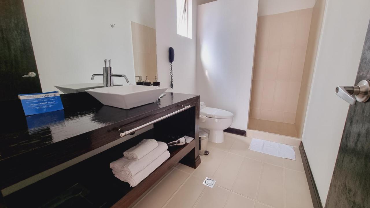 Habitat Suites Hotel Перейра Экстерьер фото